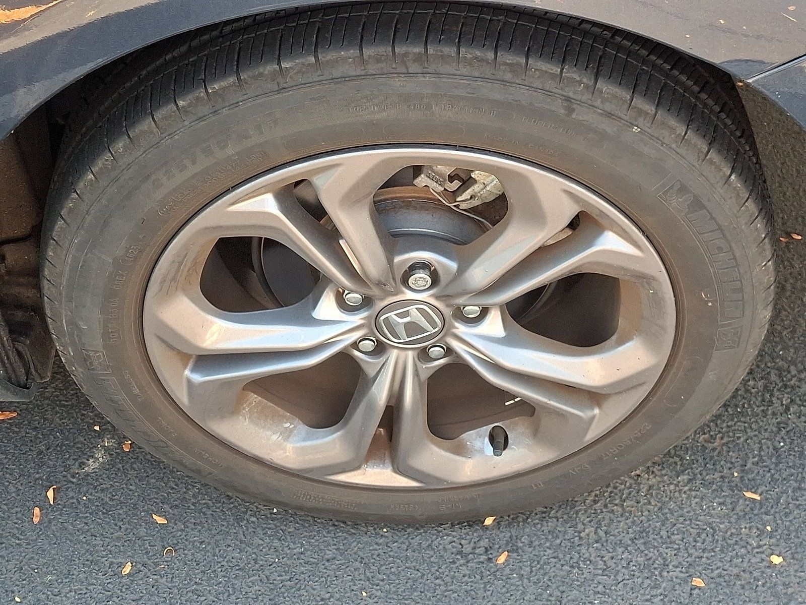 Certified 2024 Honda Accord EX image 6