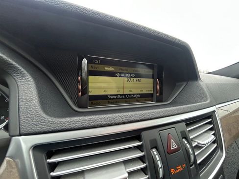 Used 2011 Mercedes-Benz E 350 Sedan image 26