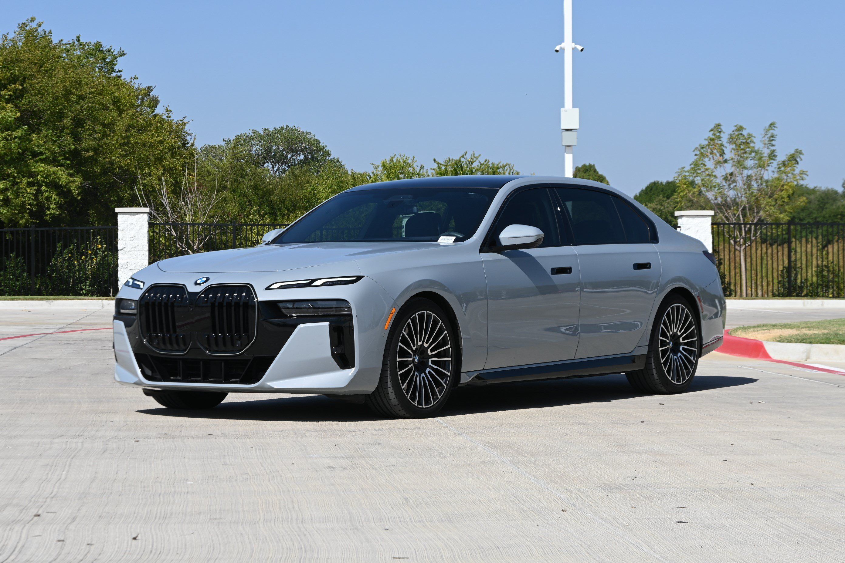Certified 2024 BMW 740i RWD image 5