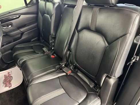 Used 2023 Honda Pilot Touring image 40