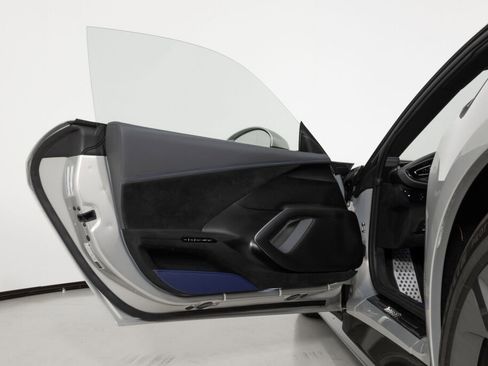 Used 2025 Ferrari 12Cilindri image 28