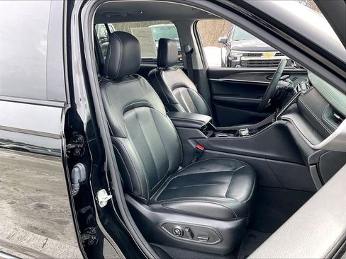 Used 2023 Jeep Grand Cherokee L Limited image 10