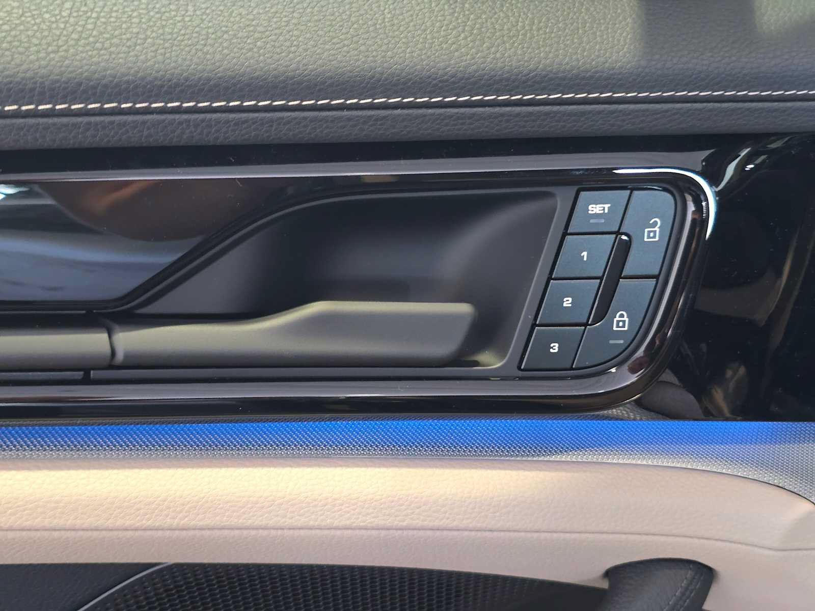 New 2026 Porsche Panamera 4 AWD/4WD image 22