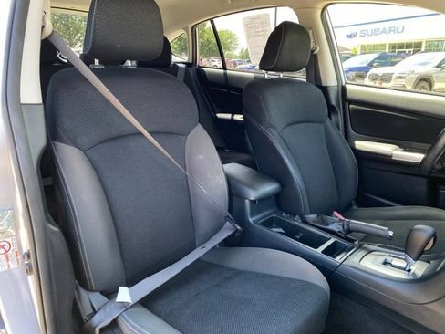 Used 2015 Subaru Crosstrek 2.0i Premium AWD/4WD image 9