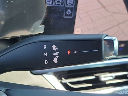 New 2026 Chevrolet Equinox EV LT image 11