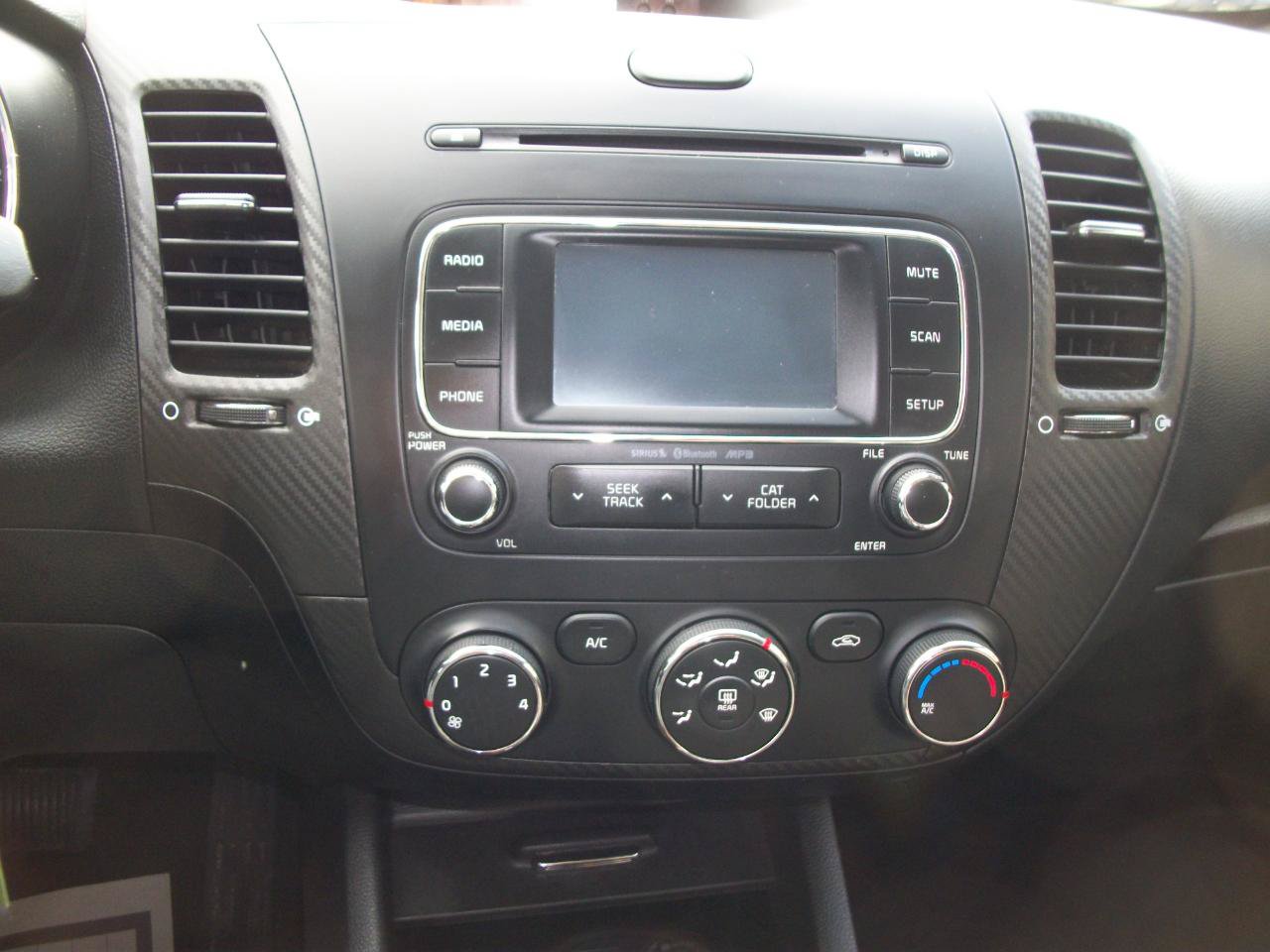 Used 2016 Kia Forte EX FWD image 5