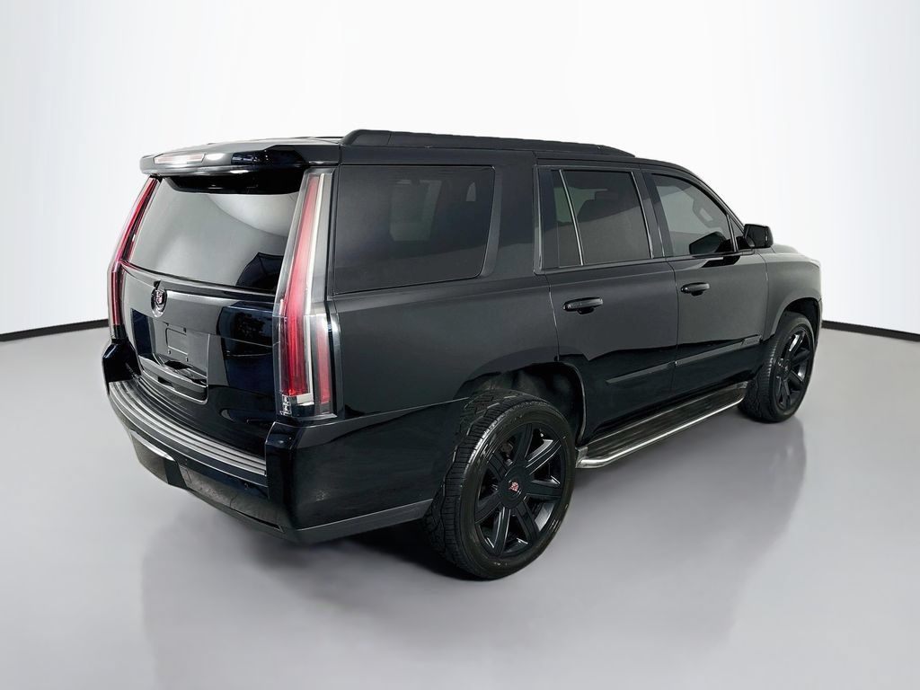 Used 2015 Cadillac Escalade Luxury AWD/4WD image 7