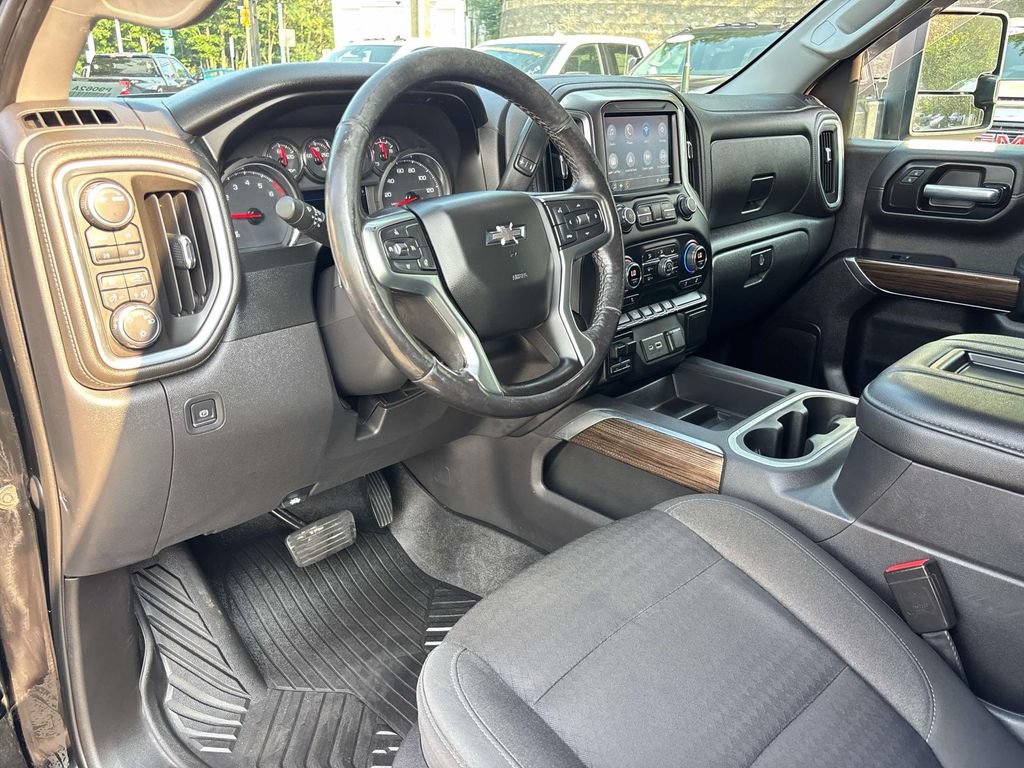 Used 2021 Chevrolet Silverado 1500 LT Trail Boss w/ Bed Protection Package AWD/4WD image 13