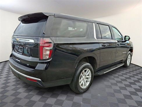 Certified 2023 Chevrolet Suburban LT image 9