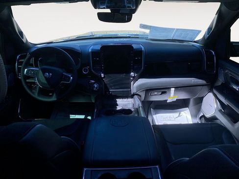 Used 2026 RAM 1500 Laramie AWD/4WD image 21