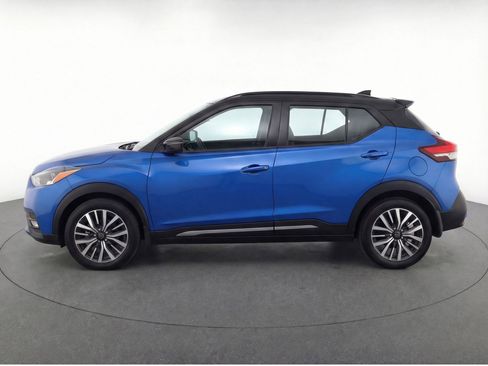 Used 2024 Nissan Kicks SV image 5
