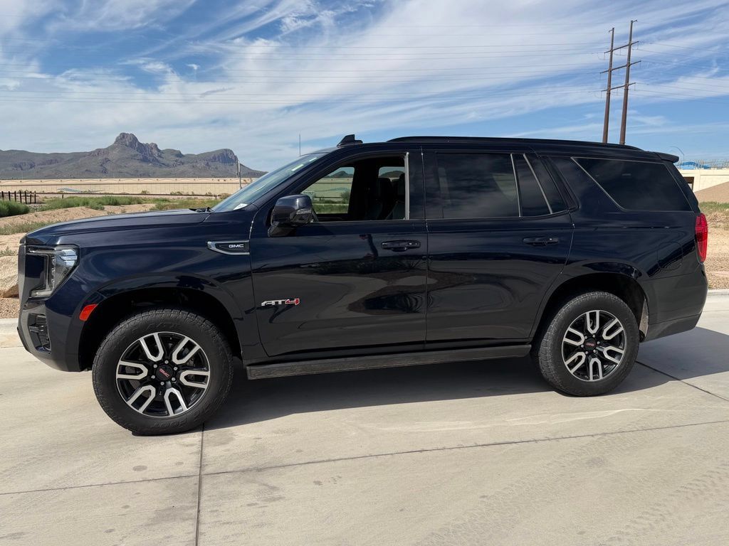 Used 2021 GMC Yukon AT4 w/ AT4 Premium Plus Package AWD/4WD image 4