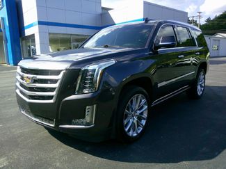 Used 2018 Cadillac Escalade Premium Luxury image 1