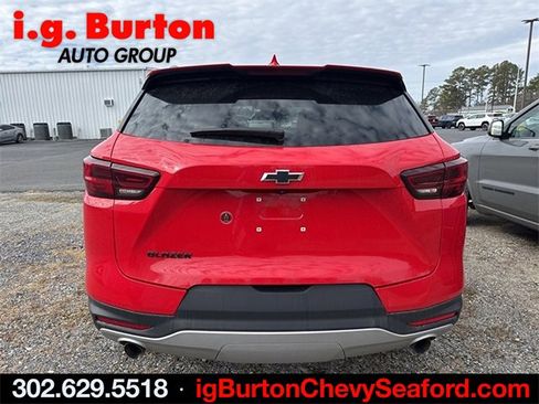 Certified 2024 Chevrolet Blazer LT w/ Convenience Package image 5