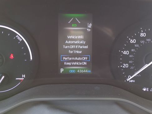 Used 2024 Toyota Sienna XLE image 20