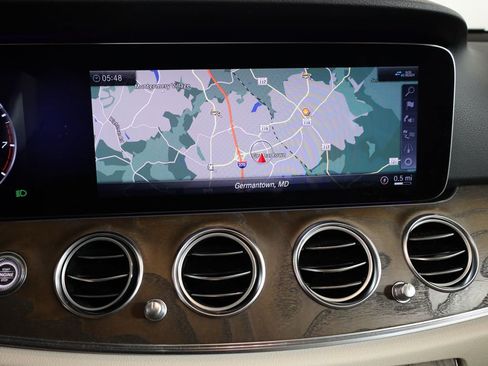 Used 2020 Mercedes-Benz E 350 4MATIC Sedan image 14