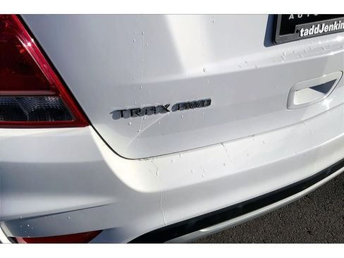 Used 2021 Chevrolet Trax LT image 9