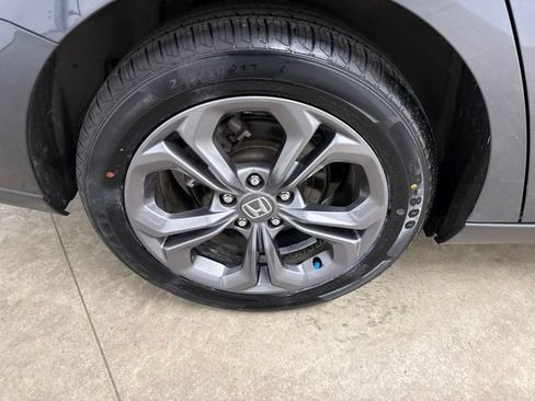 Certified 2023 Honda Accord EX image 11