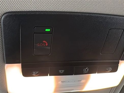 Certified 2022 Nissan Rogue SV image 29