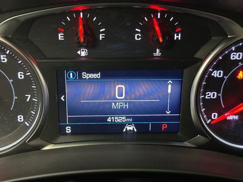 Used 2023 GMC Terrain SLE w/ Driver Convenience Package image 10