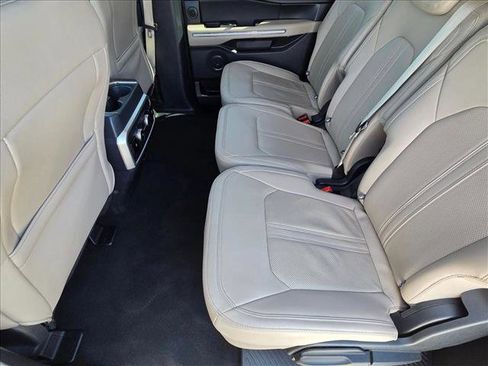 Used 2024 Ford Expedition Max Limited image 18