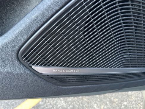 Used 2023 Audi A4 2.0T Premium Plus image 12