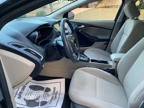 Used 2016 Ford Focus Electric Hatchback image 33