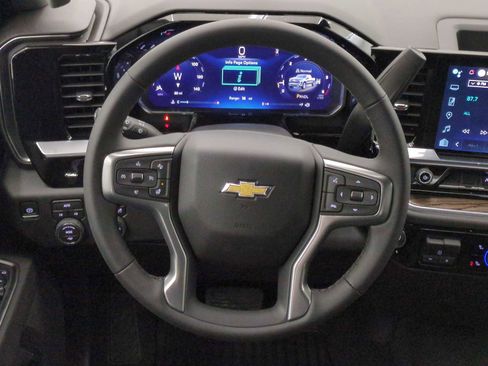 New 2026 Chevrolet Silverado 1500 LT image 19