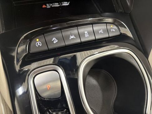 Certified 2023 Buick Envision Avenir AWD/4WD image 33