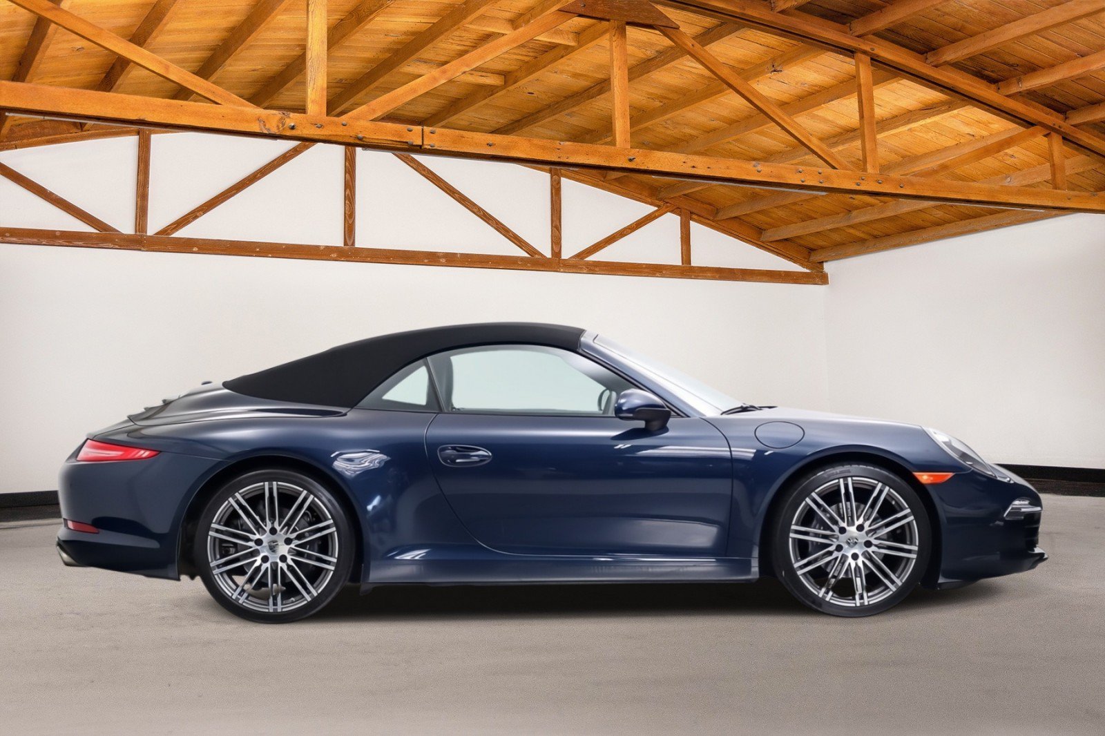 Used 2015 Porsche 911 Carrera image 7