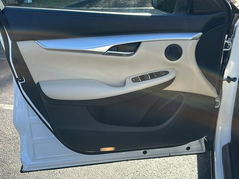 Certified 2021 INFINITI QX50 Luxe image 15