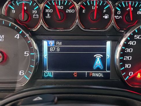 Used 2019 GMC Yukon SLT w/ Premium Edition AWD/4WD image 17