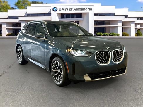 New 2026 BMW X3 xDrive30i w/ Premium Package AWD/4WD image 3