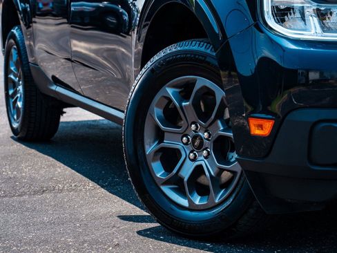 Used 2022 Ford Maverick XLT w/ XLT Luxury Package FWD image 2