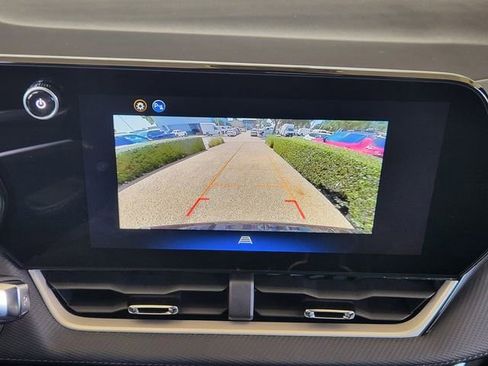 New 2026 Chevrolet Equinox LT FWD image 15