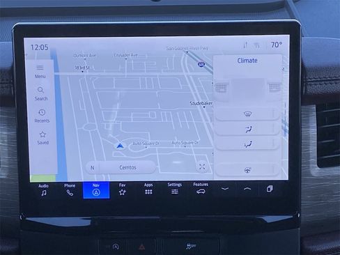 Used 2023 Ford Expedition Limited image 24