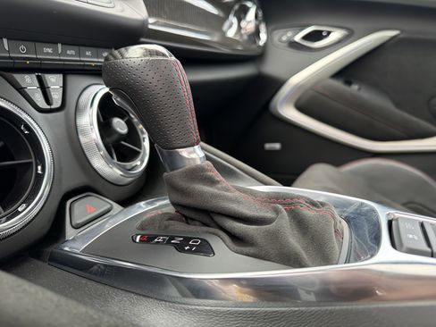 Used 2022 Chevrolet Camaro ZL1 image 27