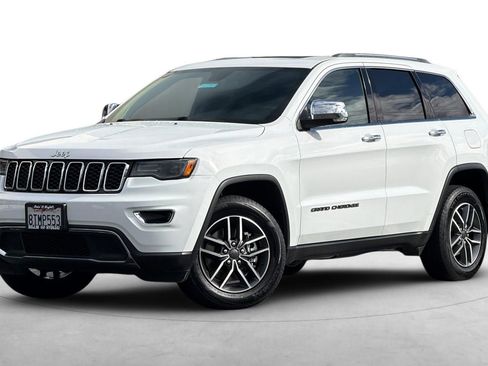 Used 2021 Jeep Grand Cherokee Limited w/ Luxury Group II image 2