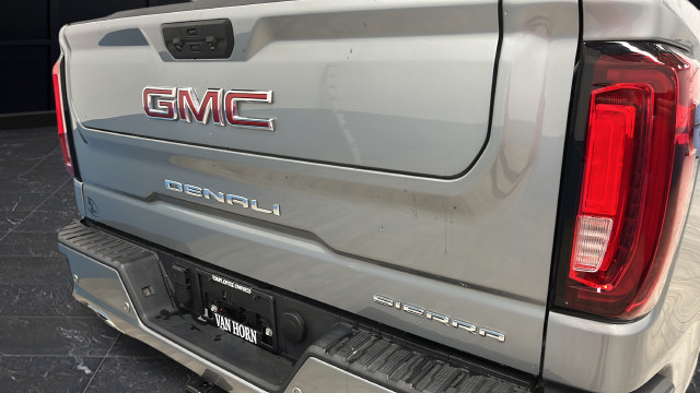 Used 2024 GMC Sierra 1500 Denali w/ Denali Reserve Package AWD/4WD image 41