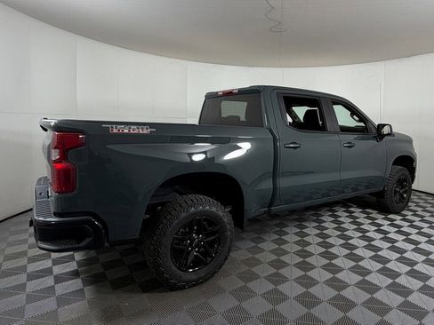 New 2026 Chevrolet Silverado 1500 Custom Trail Boss w/ LPO, Dark Essentials Package AWD/4WD image 6