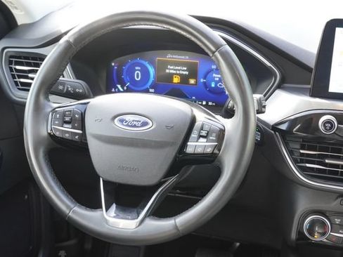 Certified 2022 Ford Escape Titanium FWD image 14