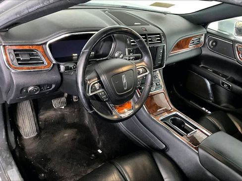 Used 2018 Lincoln Continental Reserve w/ Continental Climate Package image 17