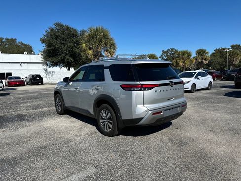 Certified 2022 Nissan Pathfinder SL image 6