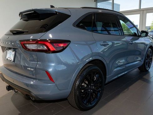 Used 2023 Ford Escape ST-Line Elite w/ Premium Technology Package AWD/4WD image 17