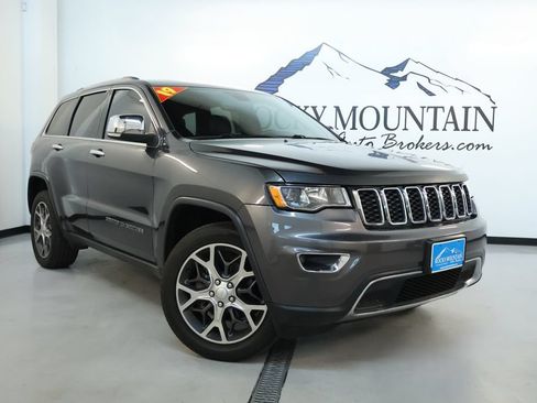 Used 2019 Jeep Grand Cherokee Limited AWD/4WD image 1
