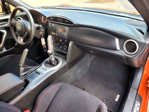 Used 2013 Scion FR-S RWD image 26