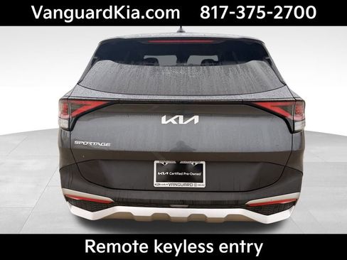 Certified 2024 Kia Sportage LX image 3