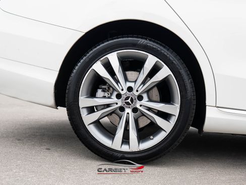 Used 2020 Mercedes-Benz C 300 4MATIC Sedan image 11