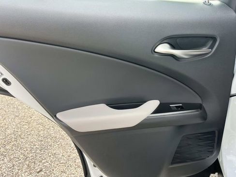 New 2026 Lexus UX 300h FWD image 20