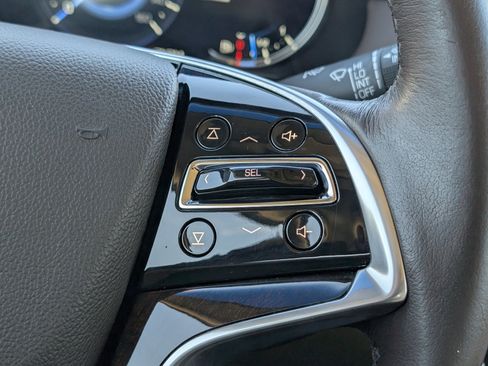 Used 2016 Cadillac XTS Premium image 16